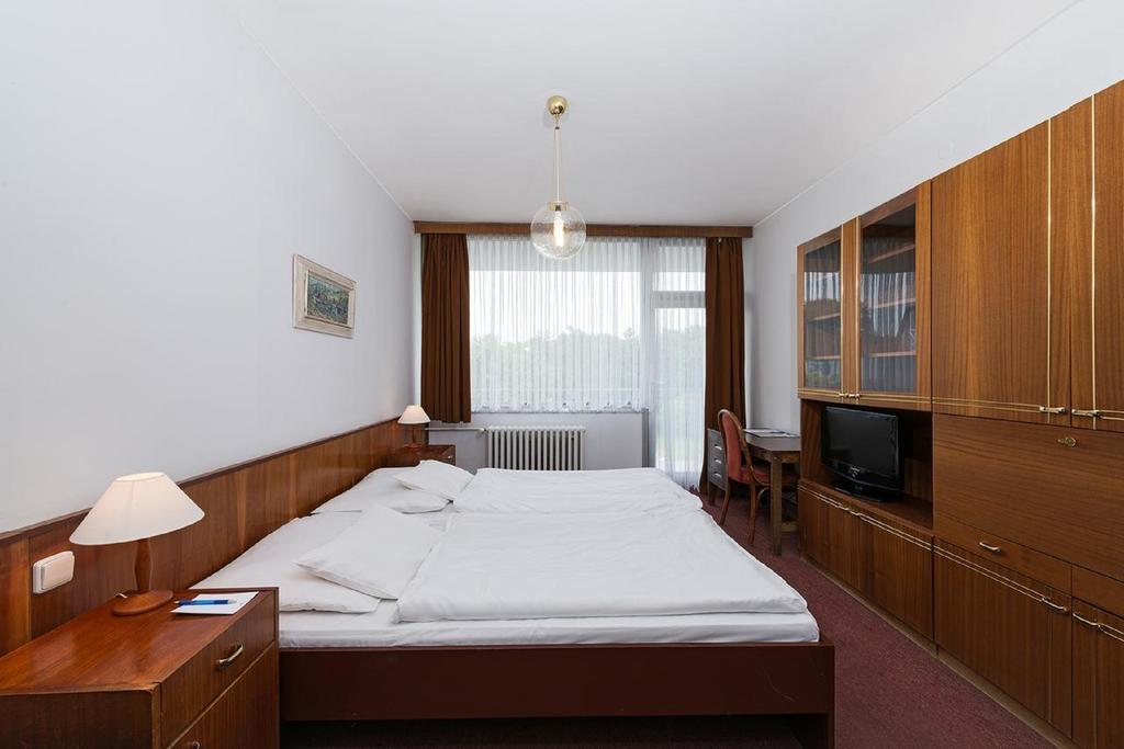 Ensana Splendid Hotel Piest'any Exterior foto