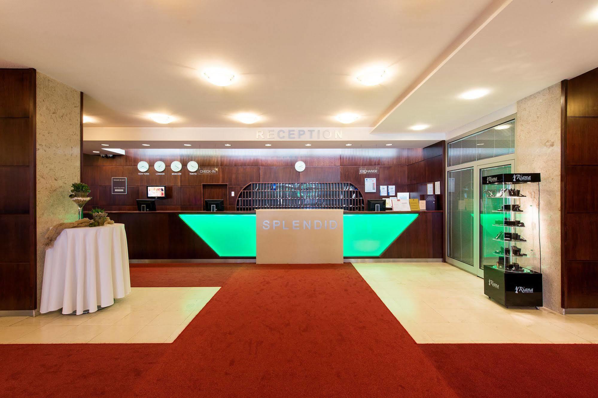 Ensana Splendid Hotel Piest'any Exterior foto